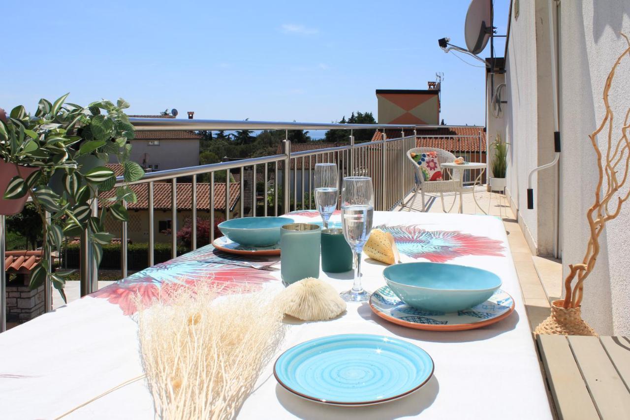 Apartment Anna Borik ロヴィニ エクステリア 写真