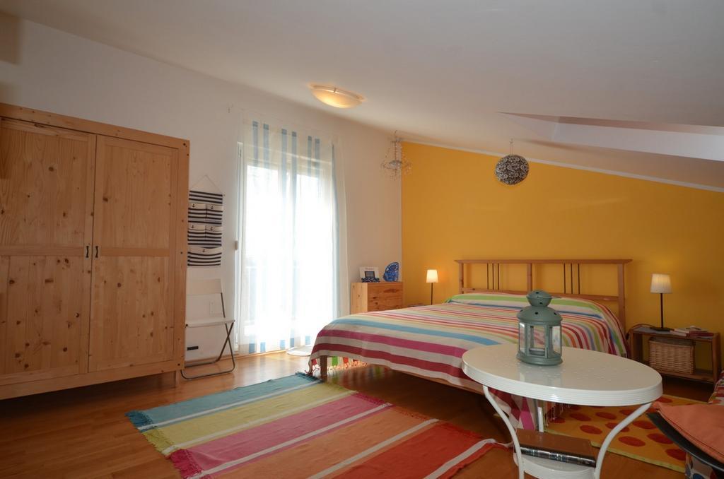 Apartment Anna Borik ロヴィニ エクステリア 写真
